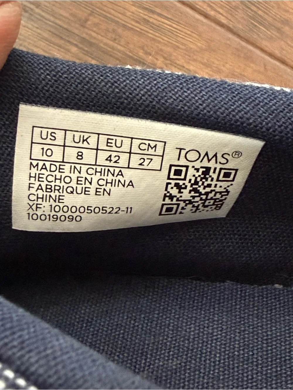 Toms Women’s Chambray Slip-On Loafers in Navy and White-Size 10